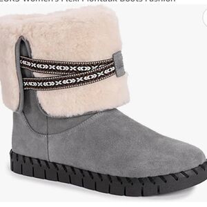 Muk Luks Women’s Flexi Montauk Gray Boots NWT